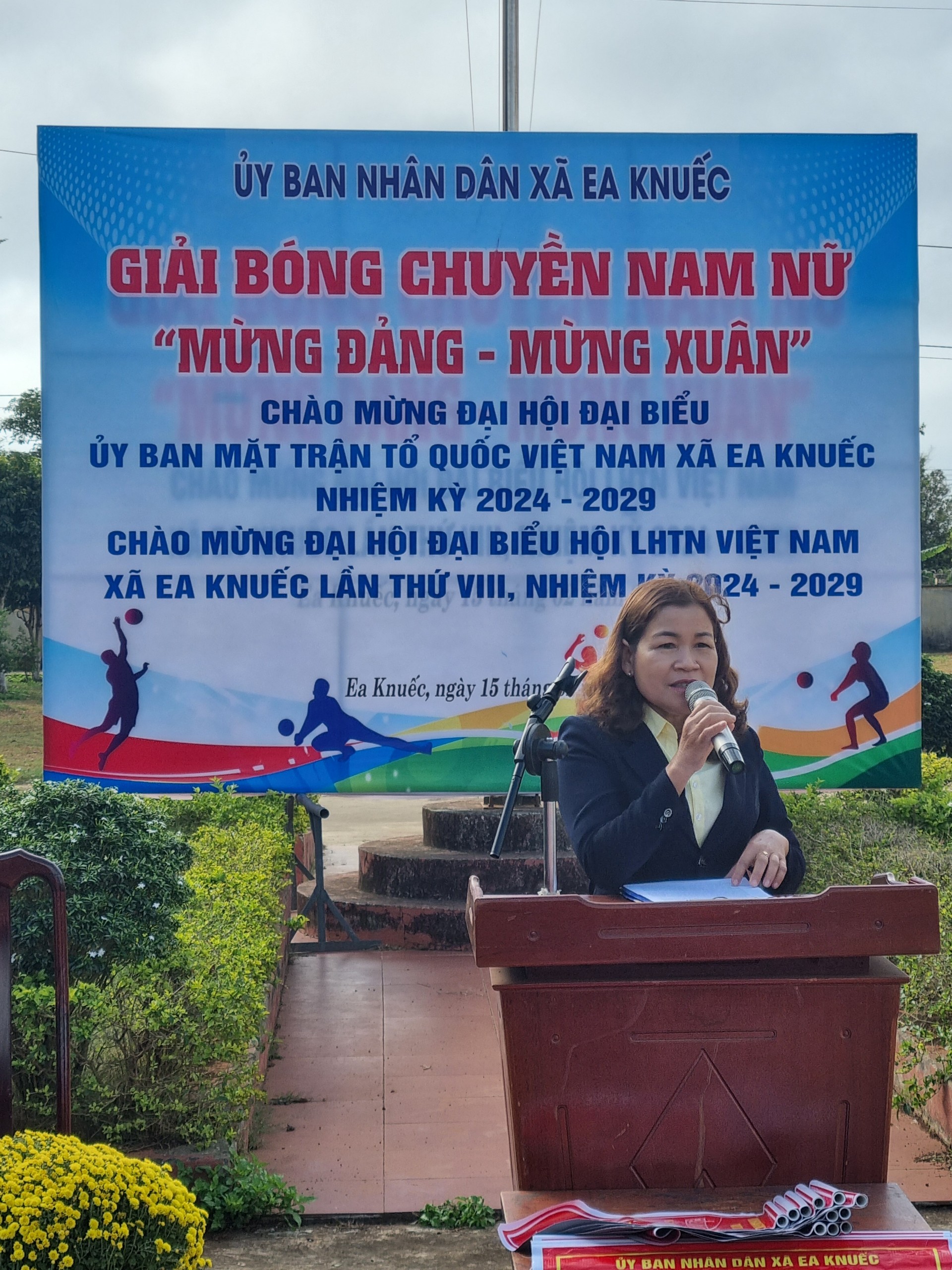 ỦY BAN NHÂN DÂN XÃ EA KNUẾC TỔ CHỨC BẾ MẠC GIẢI BÓNG CHUYỀN NAM – NỮ  MỪNG  ĐẢNG, MỪNG XUÂN GIÁP THÌN NĂM  2024