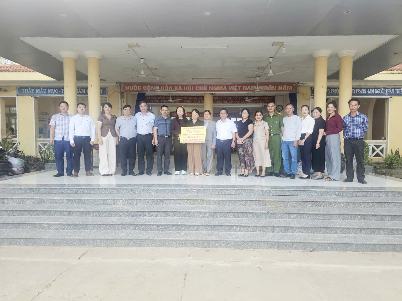 z7295816906850_5ff36653cdd869985cb7fe14d2abed9d