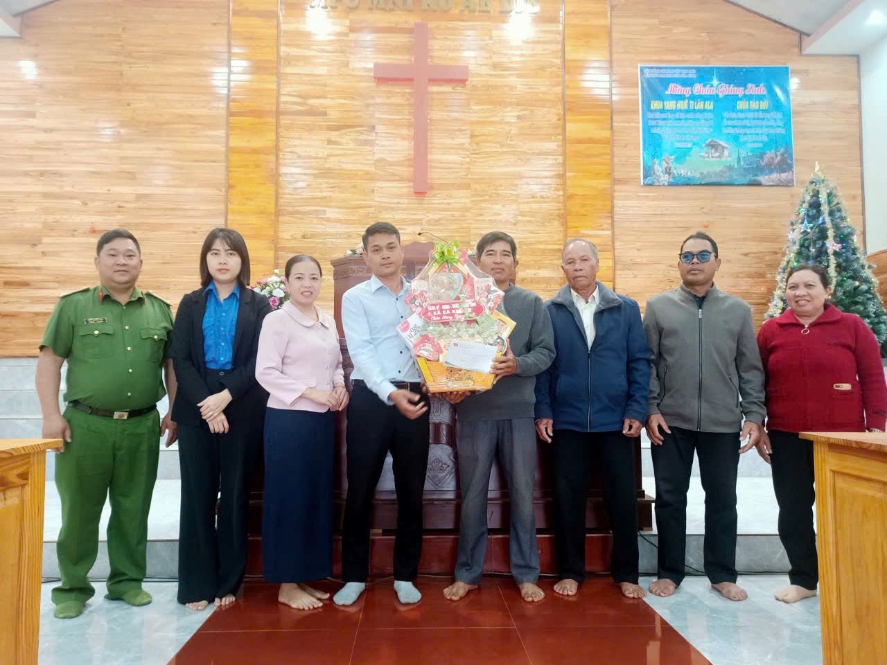 z7355719187830_8c2fcacc0daf0a13723bb5a0c8a41921