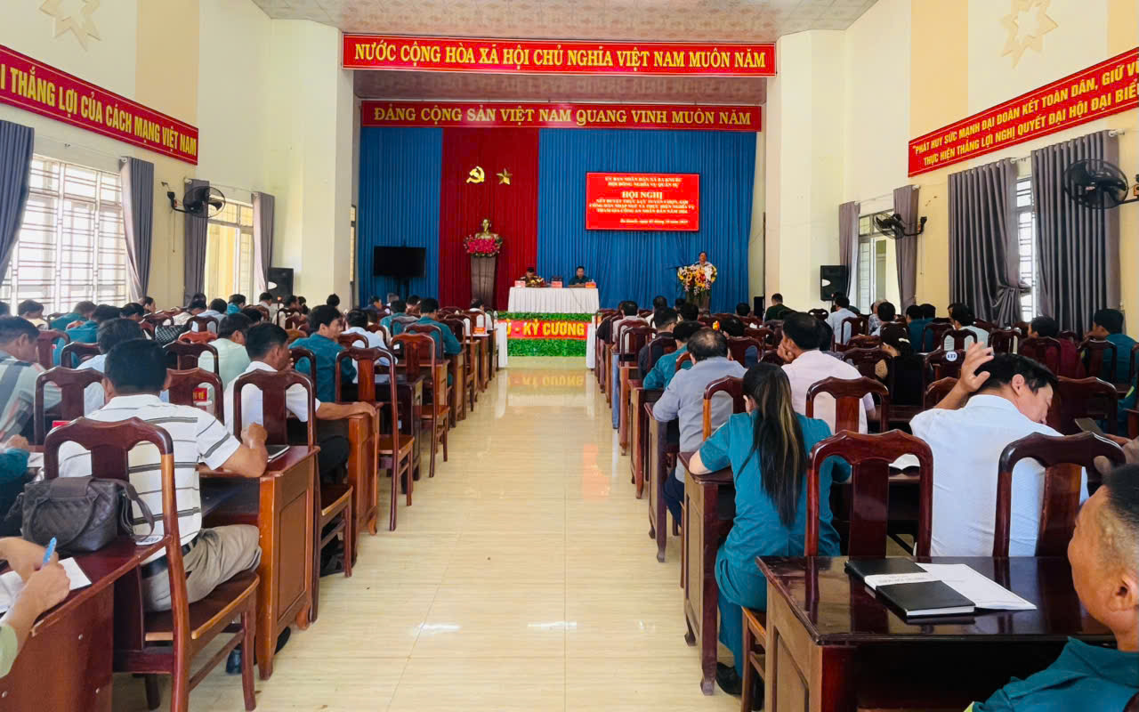 Hội đồng Nghĩa vụ quân sự xã Ea Knuếc tổ chức Hội nghị xét duyệt thực lực tuyển chọn, gọi công dân nhập ngũ và thực hiện nghĩa vụ tham gia Công an nhân dân năm 2026