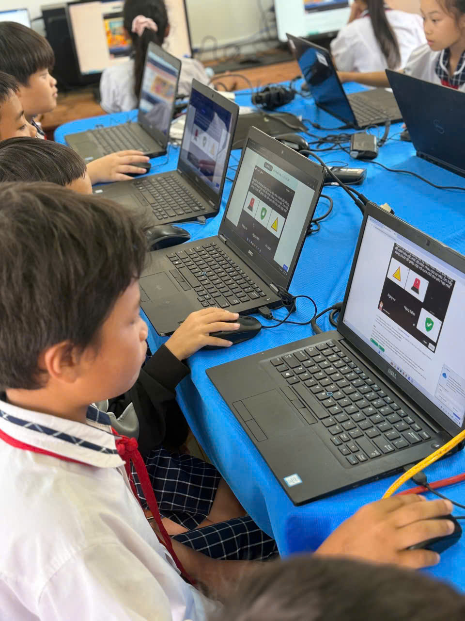 z7091326515878_1e97960211a6b0953d4bef93ece4916b