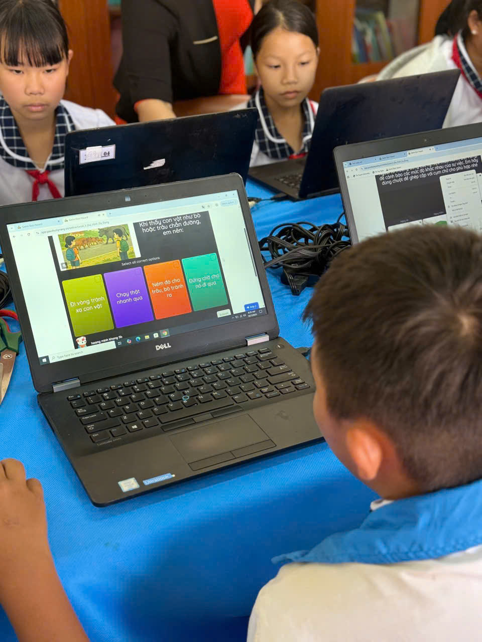 TRƯỜNG TH CAO THẮNG TỔ CHỨC CHƯƠNG TRÌNH DẠY KỸ NĂNG NHẬN DIỆN TÌNH HUỐNG – THAM GIA GIAO THÔNG AN TOÀN TẠI TRƯỜNG HỌC