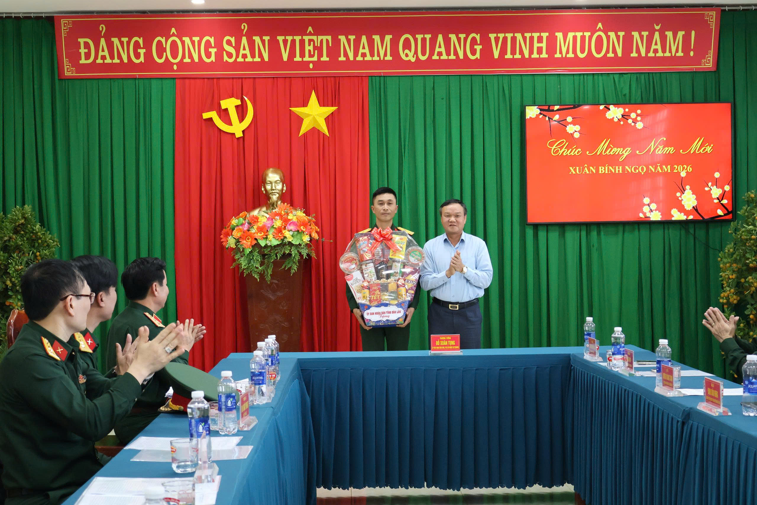 z7470378066443_715722ce081ea378e9109456d5b5a227