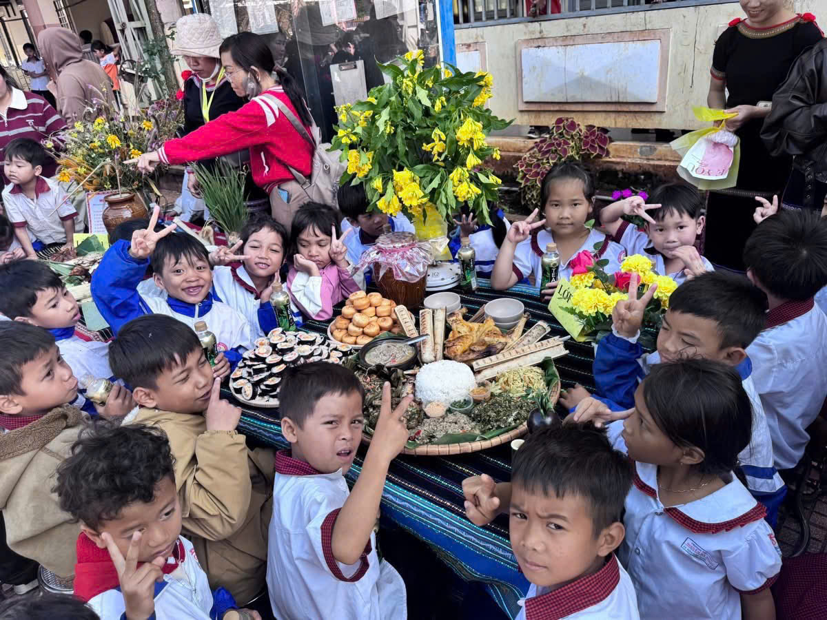 z7504131318609_eb1a30741cace43d92a5ef1ebc7cfeea