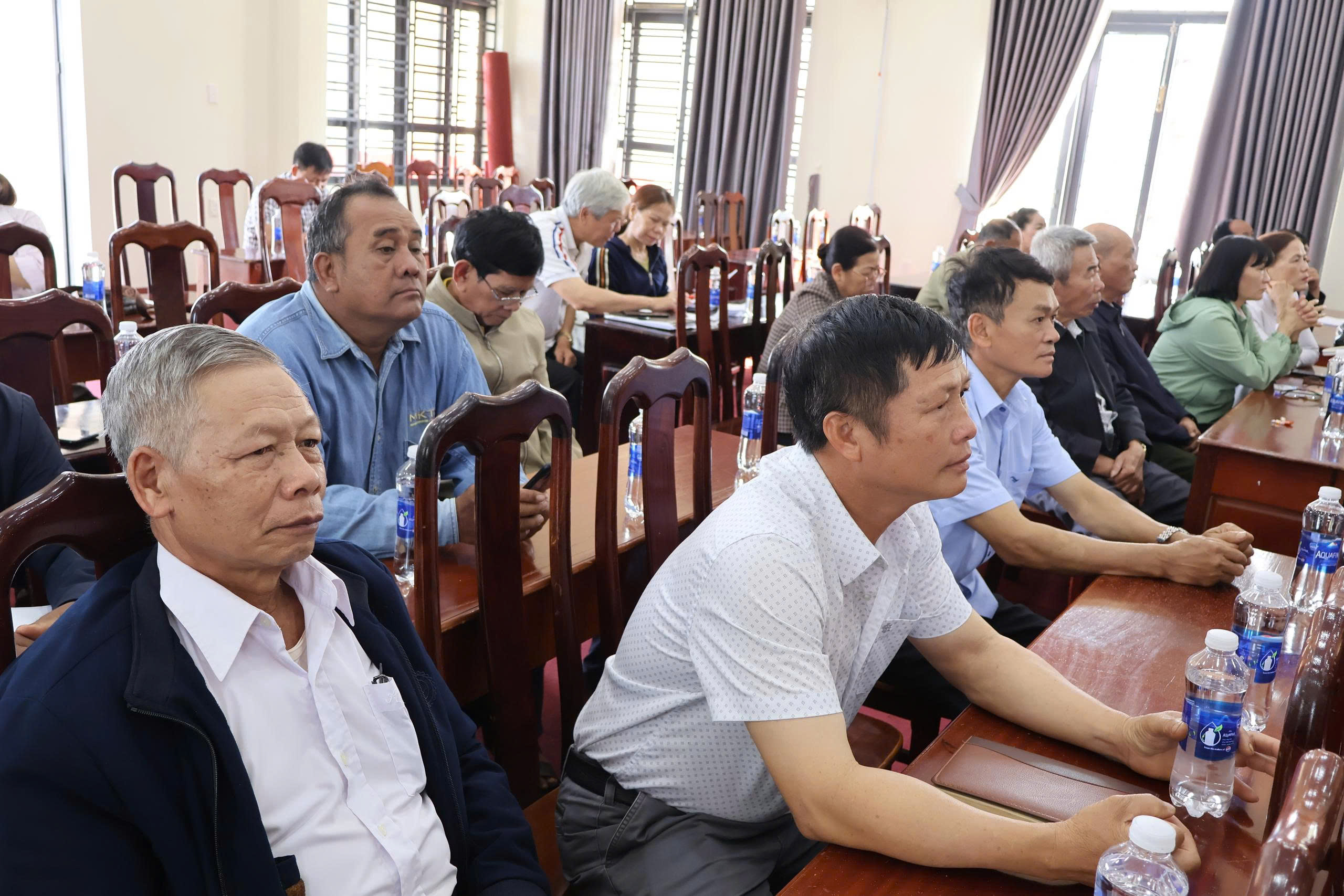 z7566257891495_ee209ff5b65479798a9b7b4c1ef5f11b