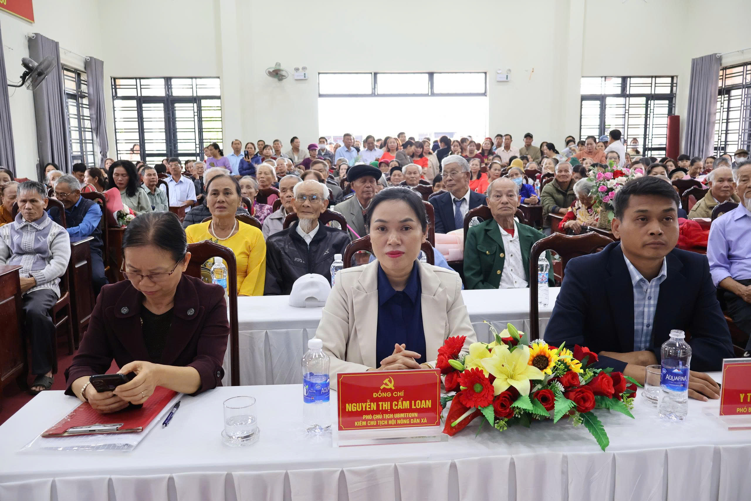 z7568851417202_375d6666a4fddcef7d1dce05d63167a8