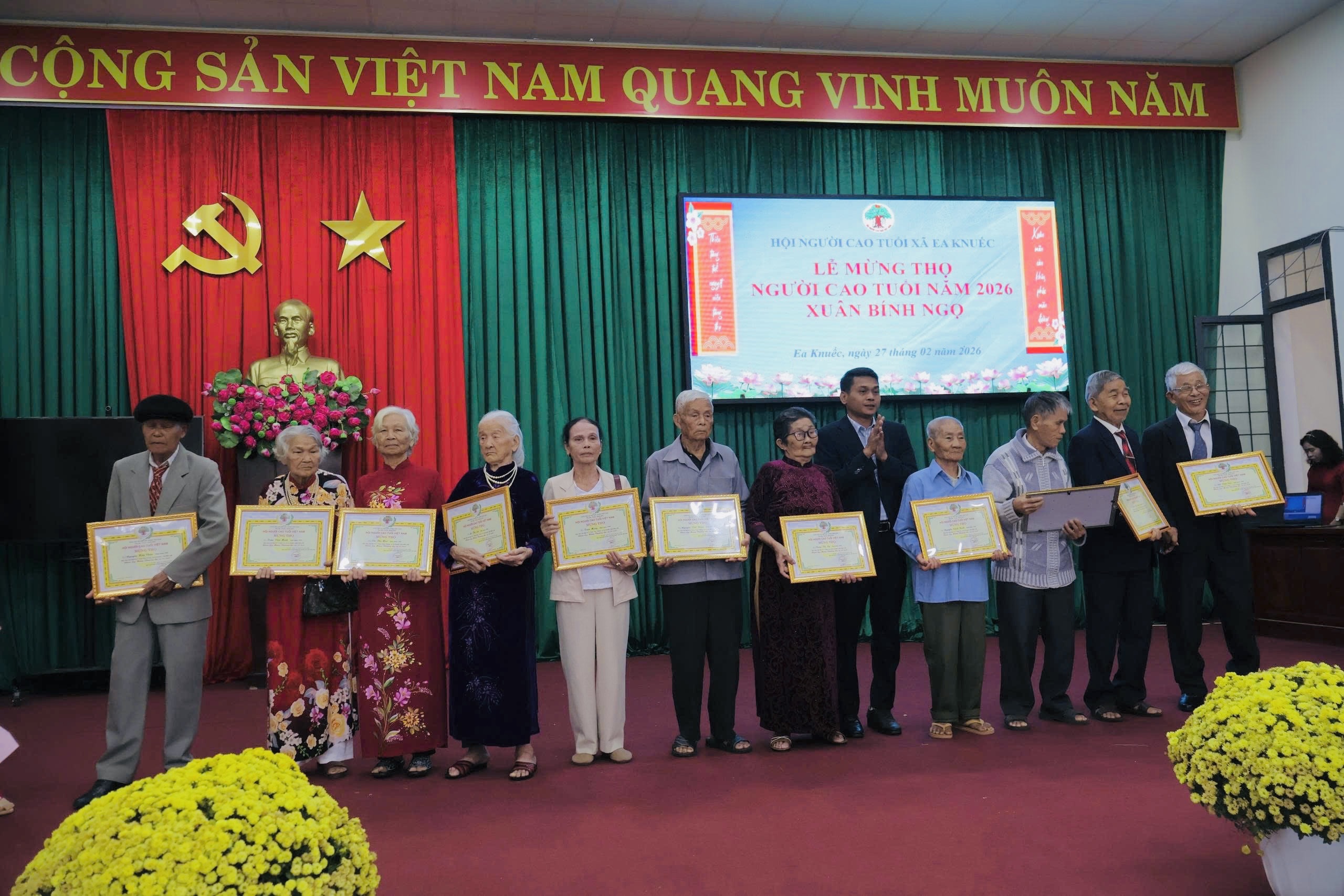 z7568853641110_694f763f34f49f47a9063d9e89d6532a