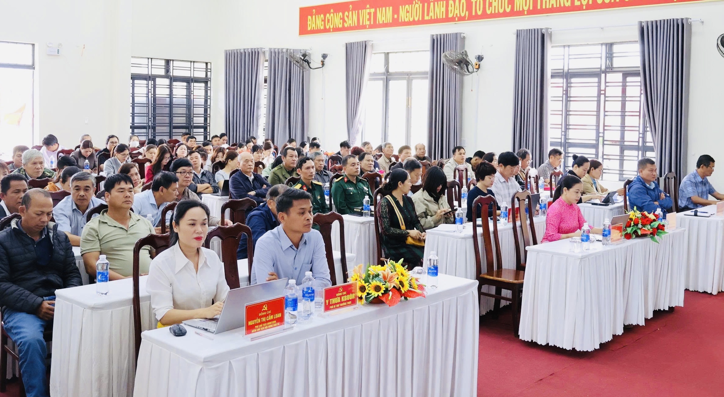 z7593427746535_5bc1e4548db1d73867f5334682f1d0f2