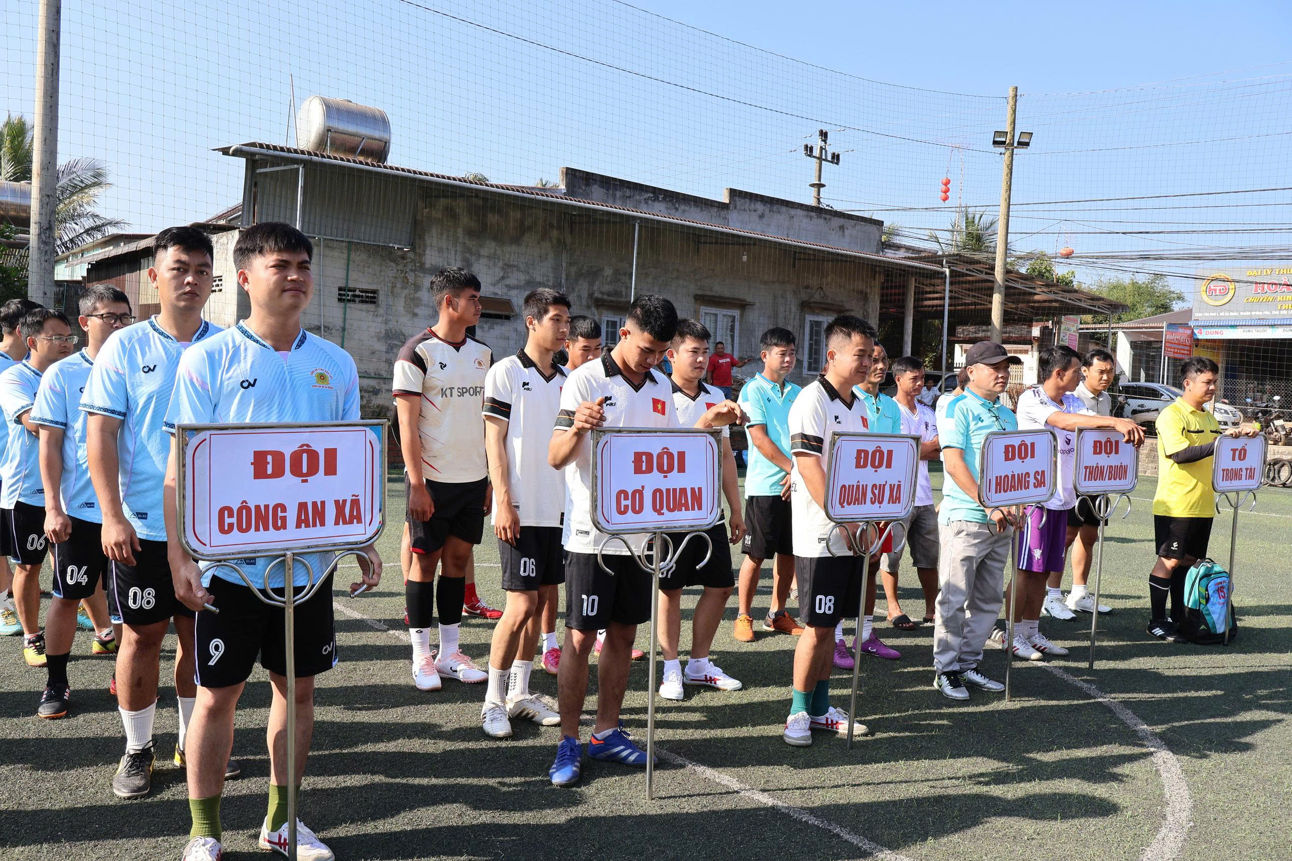 Khai mạc Giải bóng đá thanh niên xã Ea Knuếc năm 2026.