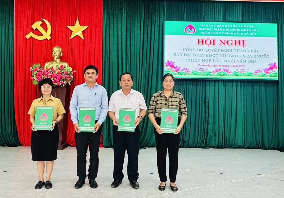 z7731777585245-a15dd40bfc491da67e281de203524864