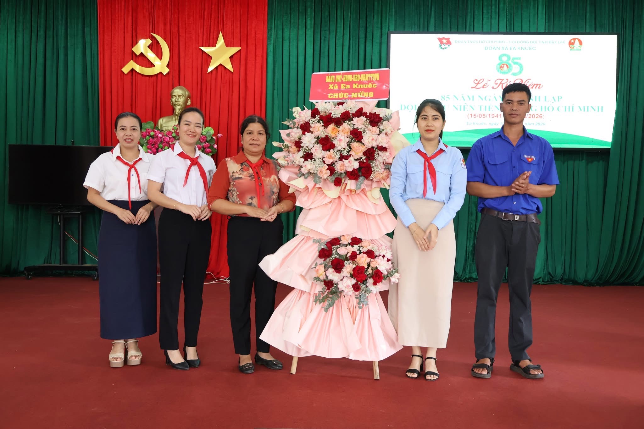 Hội đồng đội xã Ea Knuếc tổ chức chương trình kỷ niệm 85 năm Ngày thành lập Đội TNTP Hồ Chí Minh.