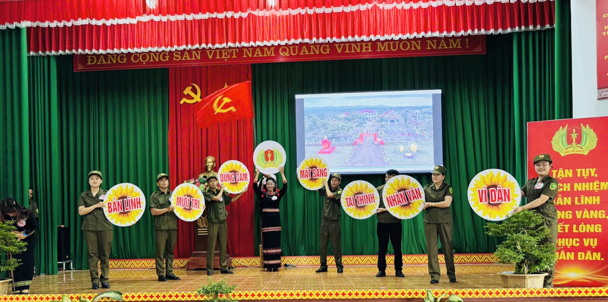 XÃ EA KNUẾC ĐẠT GIẢI BA TẠI HỘI THI LỰC LƯỢNG THAM GIA BẢO VỆ ANTT CƠ SỞ GIỎI – CỤM SỐ 7
