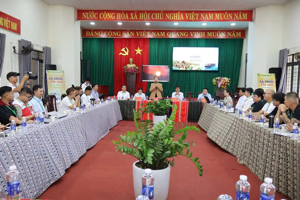 Hội nghị gặp gỡ KOLs/KOCs, thông tin các hoạt động xã Ea Knuếc hưởng ứng Lễ hội sầu riêng Đắk Lắk năm 2026.