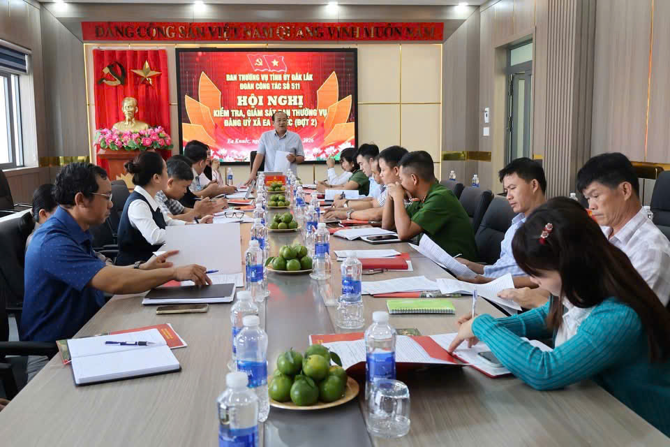 Đoàn kiểm tra, giám sát 511 của Ban Thường vụ Tỉnh uỷ làm việc tại xã Ea Knuếc