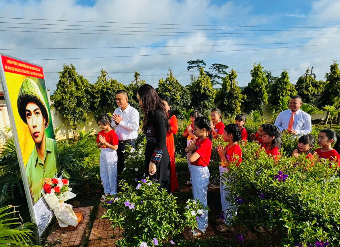 z6978515436151_3bee364f0432352184f67454f4c9a424