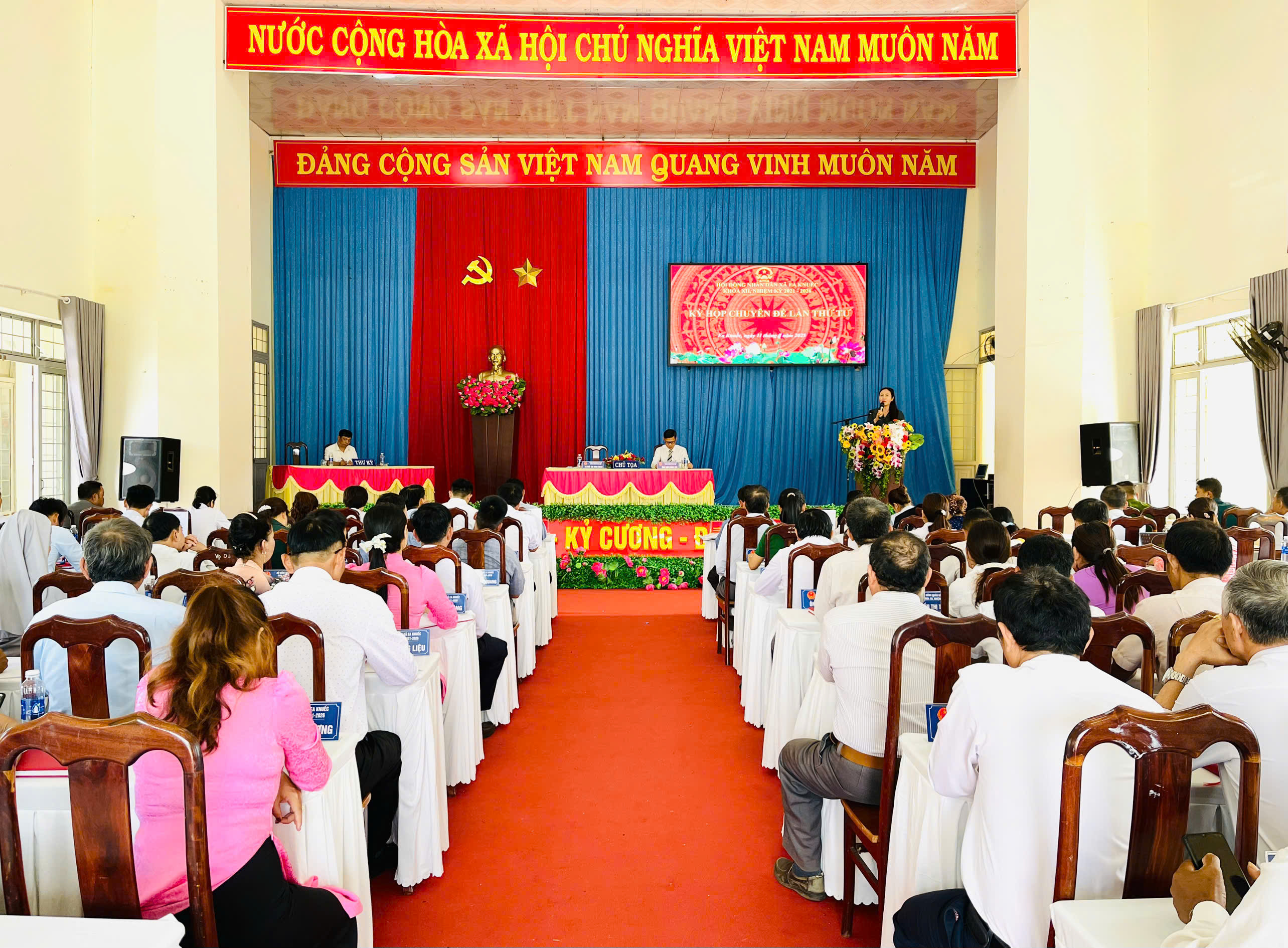 HĐND xã Ea Knuếc tổ chức Kỳ họp Chuyên đề lần thứ 4