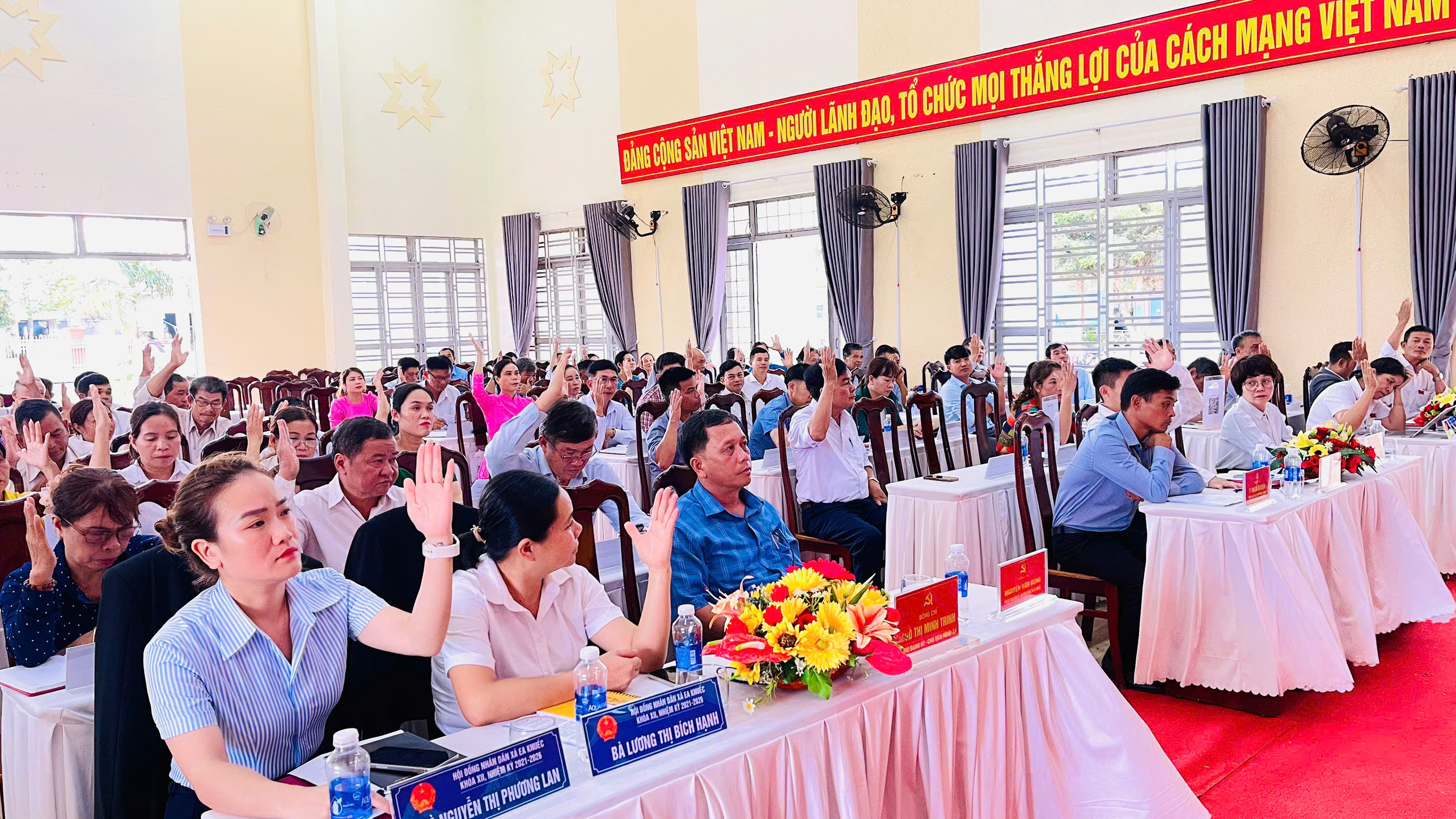 z6895960276037_9b5b8f624e3a49c816bb51ba90972244